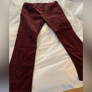 Mens GAP burgundy corduroy pants